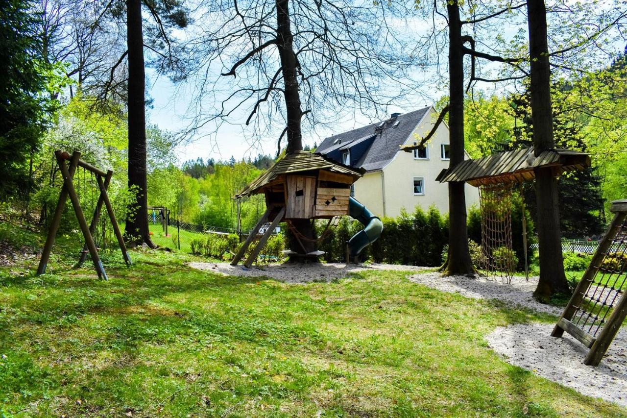 Villa Wilisch Amtsberg ภายนอก รูปภาพ